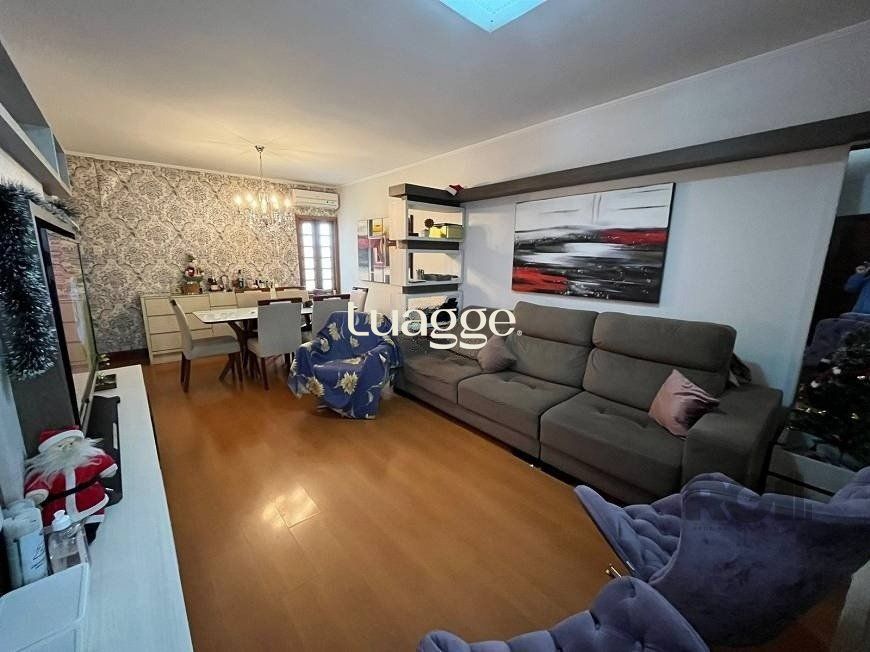 Casa à venda com 3 quartos, 201m² - Foto 3