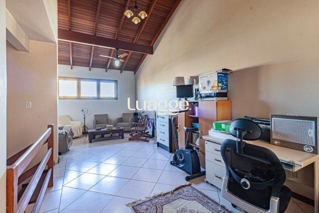 Casa à venda com 3 quartos, 188m² - Foto 10
