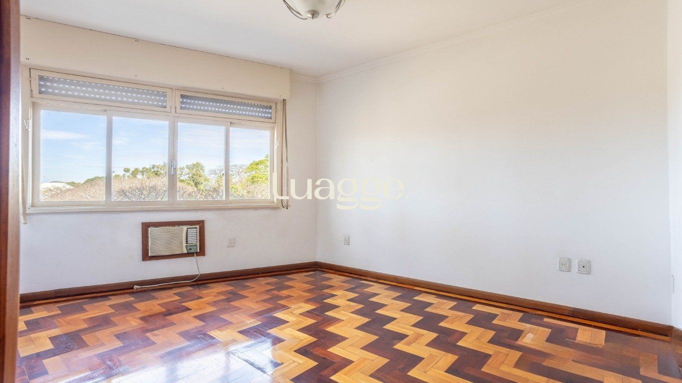 Apartamento à venda com 3 quartos, 137m² - Foto 18
