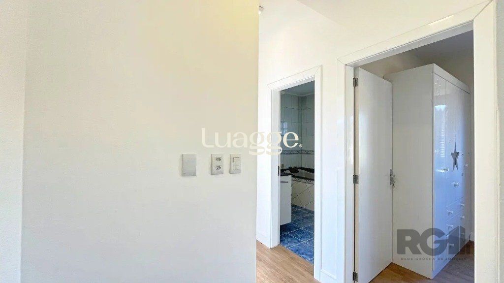 Casa à venda com 3 quartos, 121m² - Foto 12