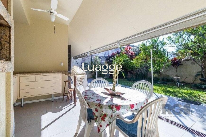 Casa à venda com 4 quartos, 236m² - Foto 13