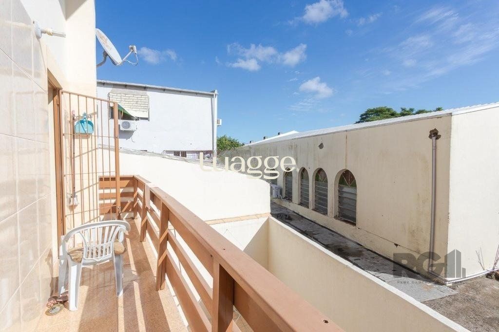 Casa à venda com 4 quartos, 231m² - Foto 11