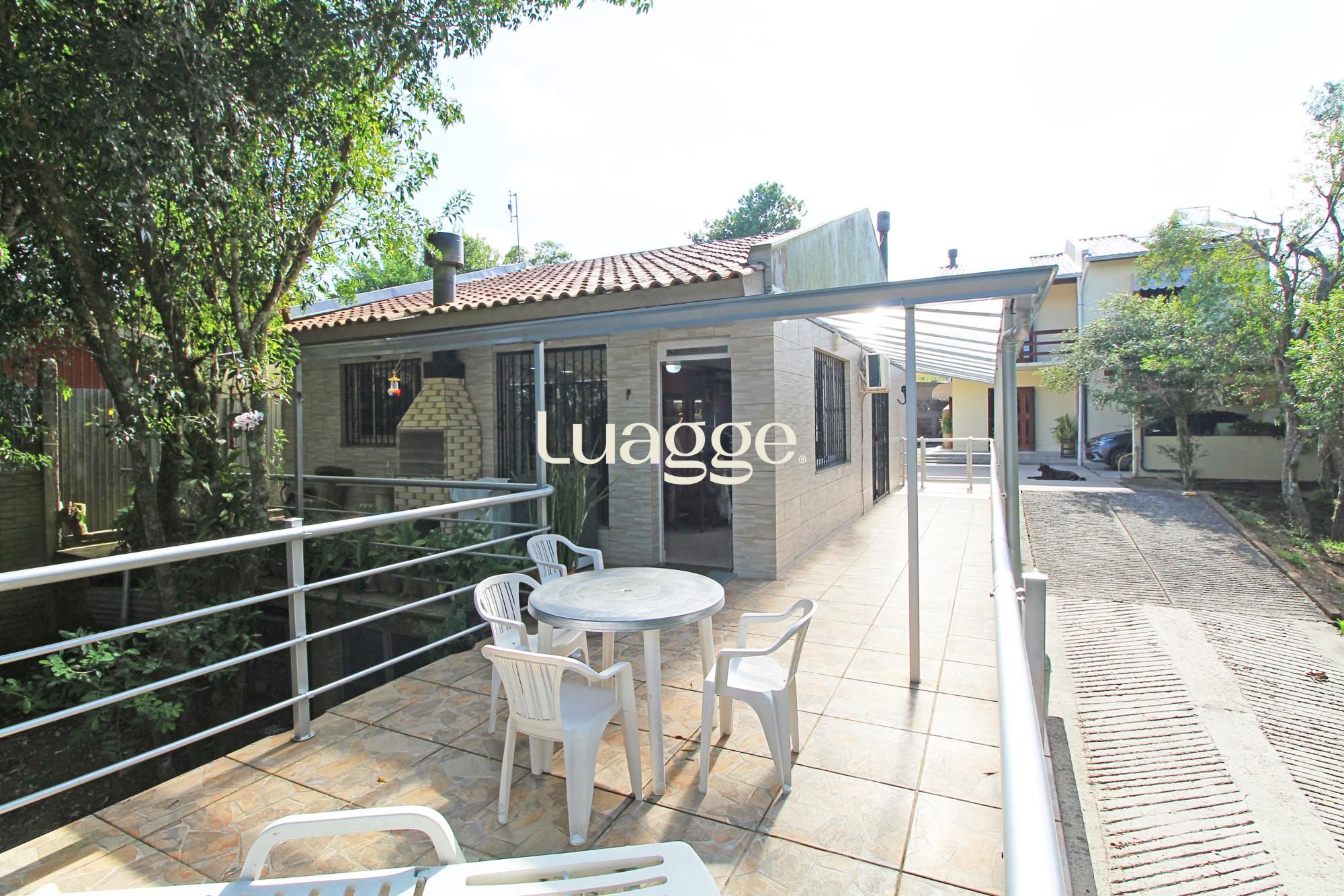 Casa à venda com 3 quartos, 331m² - Foto 2