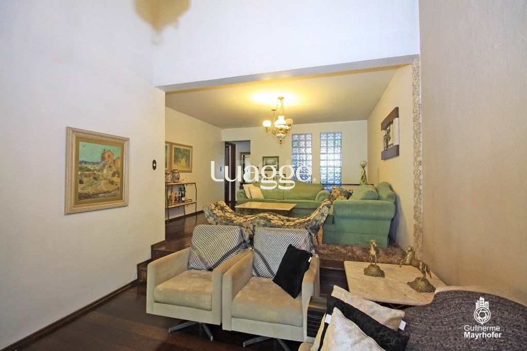 Casa à venda com 3 quartos, 227m² - Foto 4