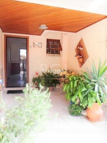 Casa de Condomínio à venda com 3 quartos, 161m² - Foto 2