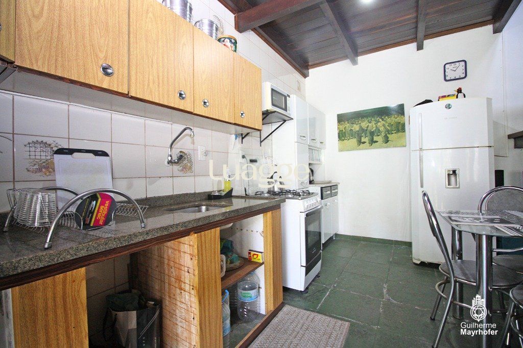 Casa à venda com 3 quartos, 356m² - Foto 38