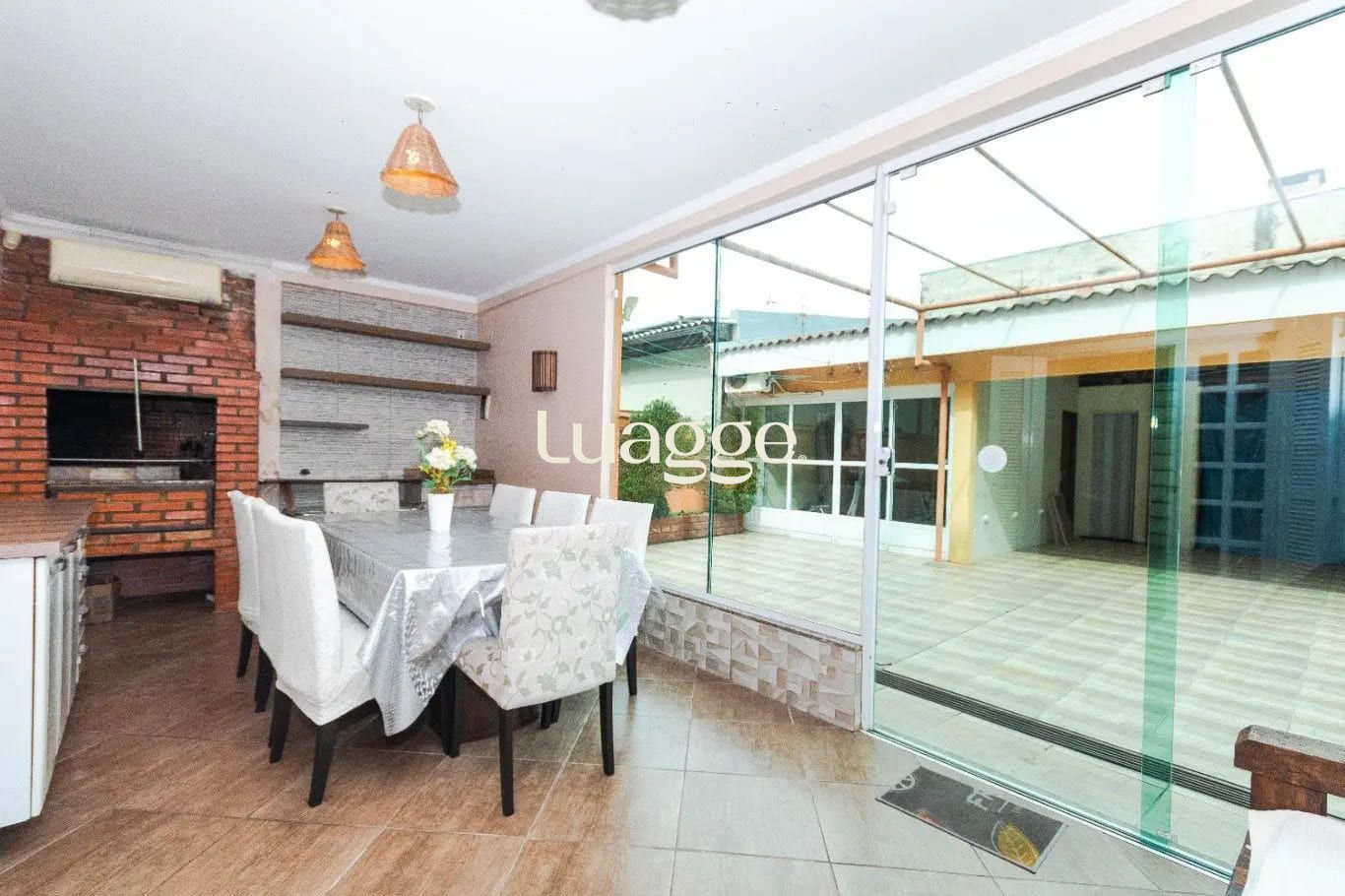 Casa à venda com 3 quartos, 225m² - Foto 7