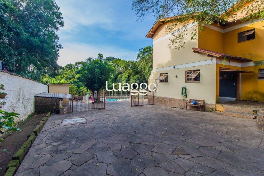 Casa à venda com 4 quartos, 300m² - Foto 47