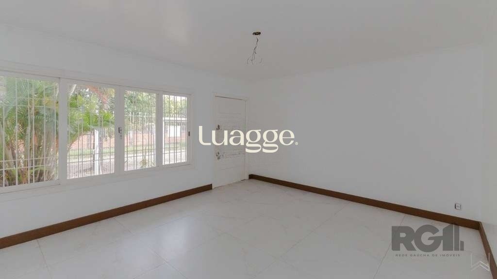 Casa à venda com 3 quartos, 232m² - Foto 5