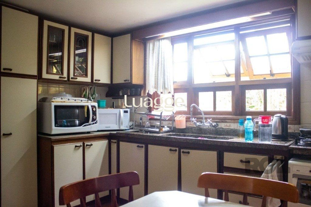 Casa à venda com 4 quartos, 297m² - Foto 22