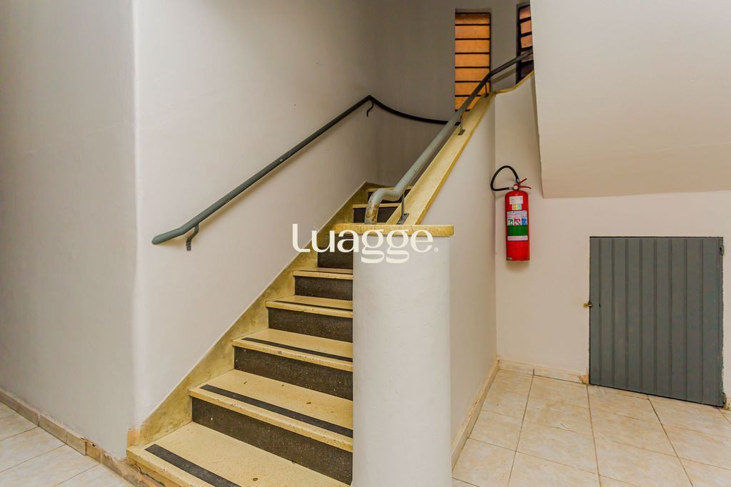 Apartamento à venda com 2 quartos, 63m² - Foto 11