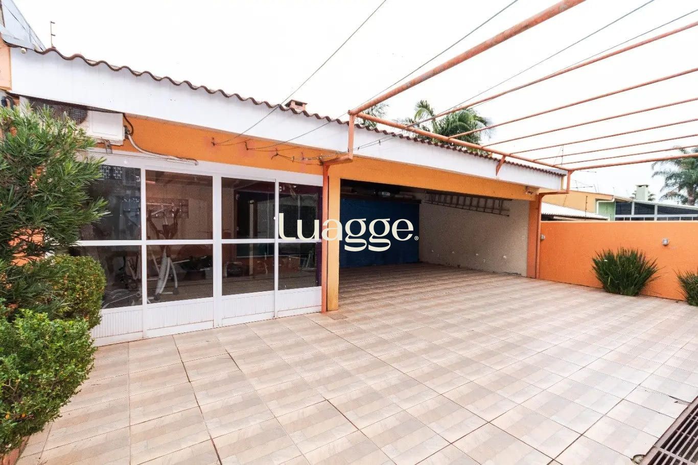 Casa à venda com 3 quartos, 225m² - Foto 9