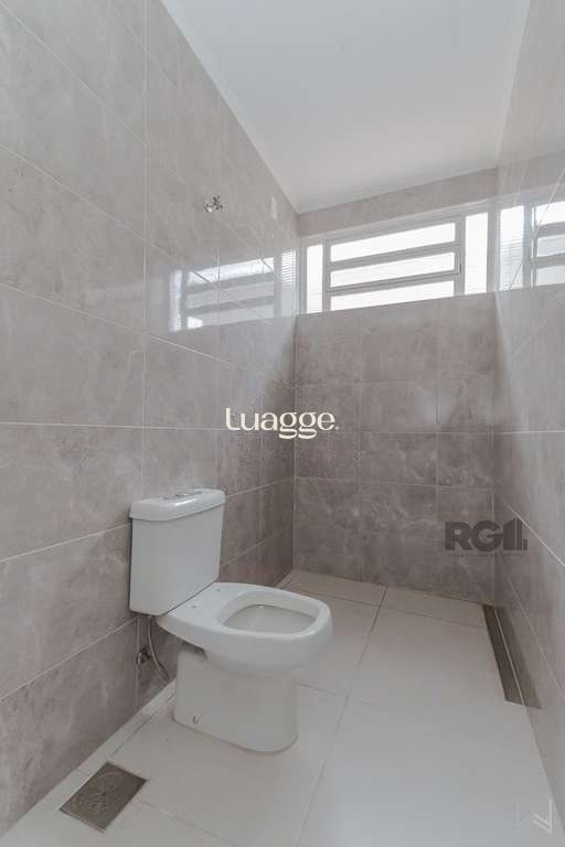Casa à venda com 3 quartos, 232m² - Foto 18