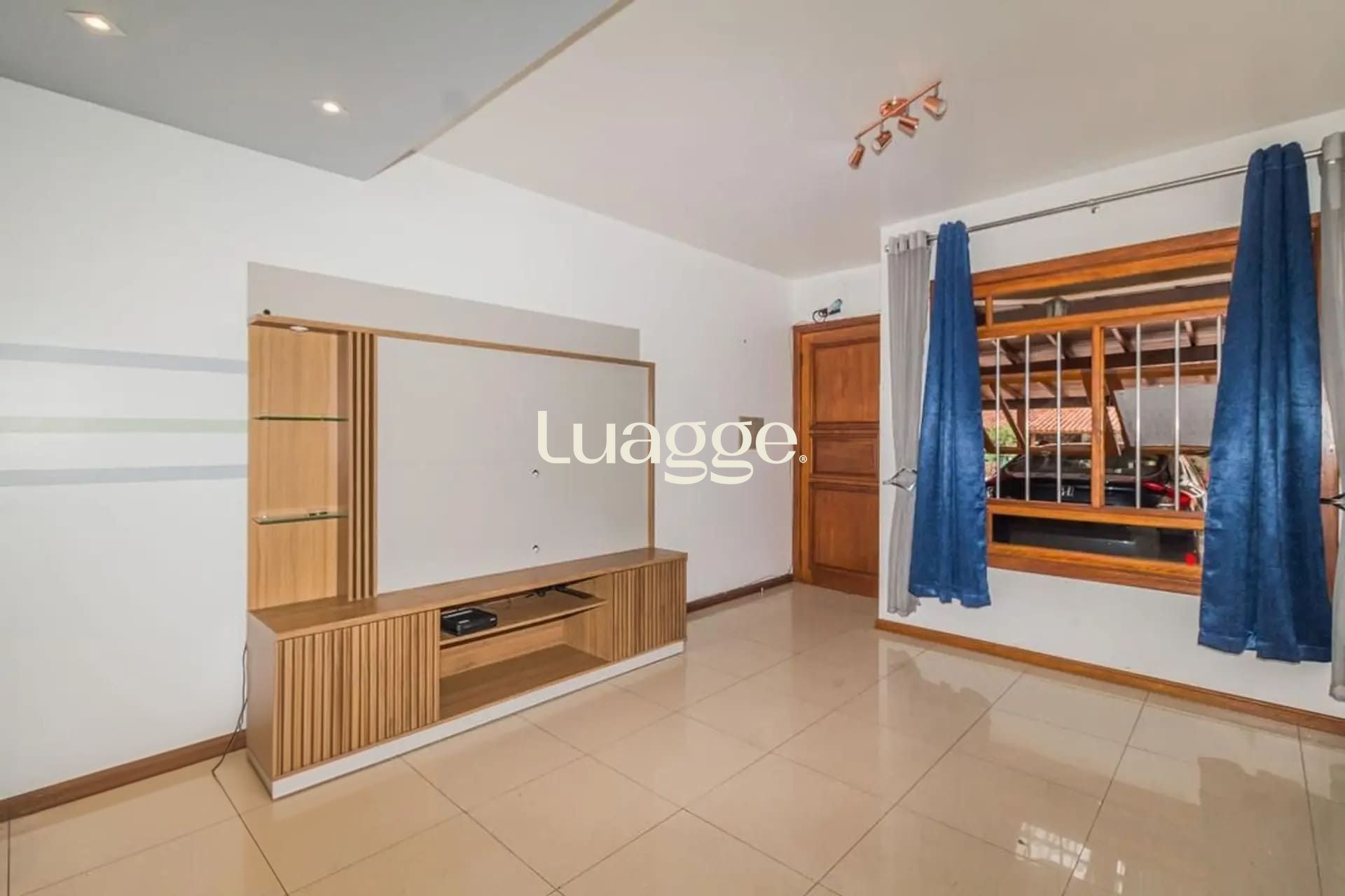 Casa de Condomínio à venda com 3 quartos, 122m² - Foto 2