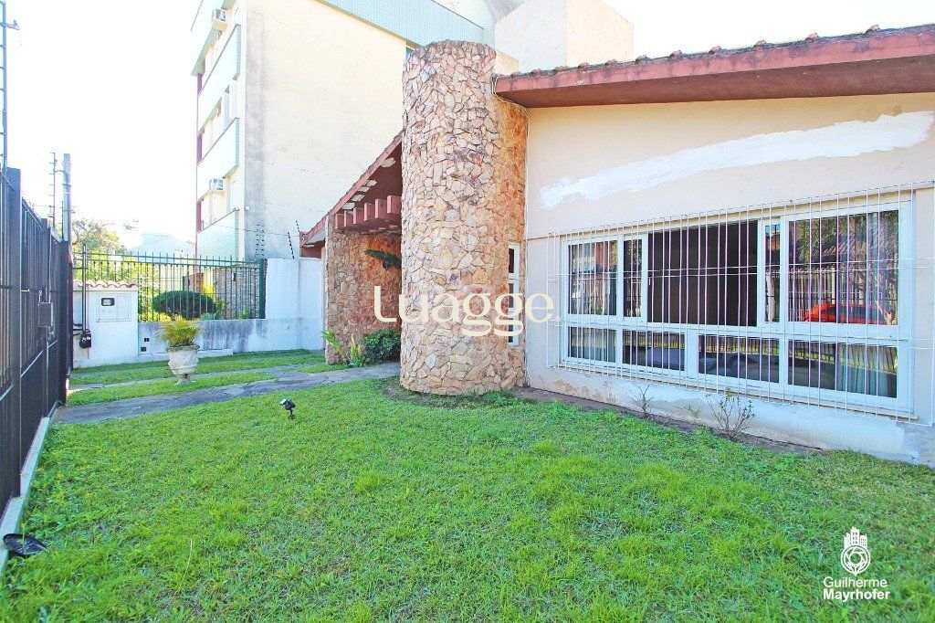 Casa à venda com 3 quartos, 214m² - Foto 3