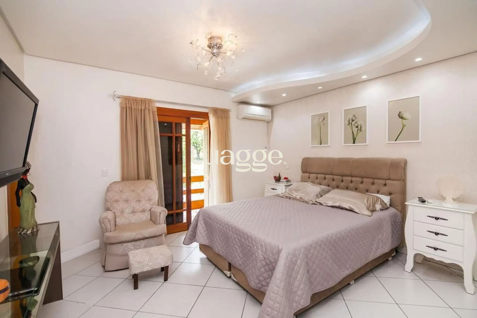Casa à venda com 4 quartos, 292m² - Foto 10