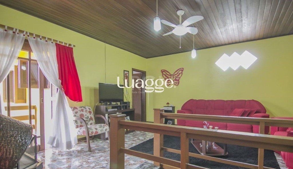 Casa à venda com 3 quartos, 254m² - Foto 4