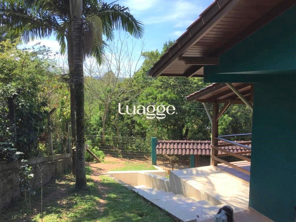 Casa à venda com 3 quartos, 201m² - Foto 28