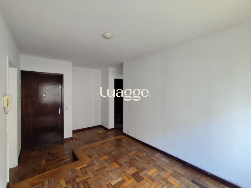Apartamento à venda com 1 quarto, 47m² - Foto 2