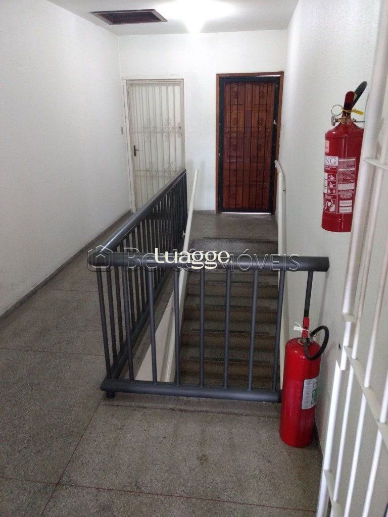 Apartamento à venda com 1 quarto, 40m² - Foto 4
