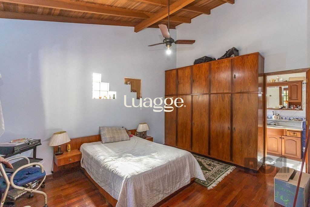 Casa à venda com 4 quartos, 218m² - Foto 13