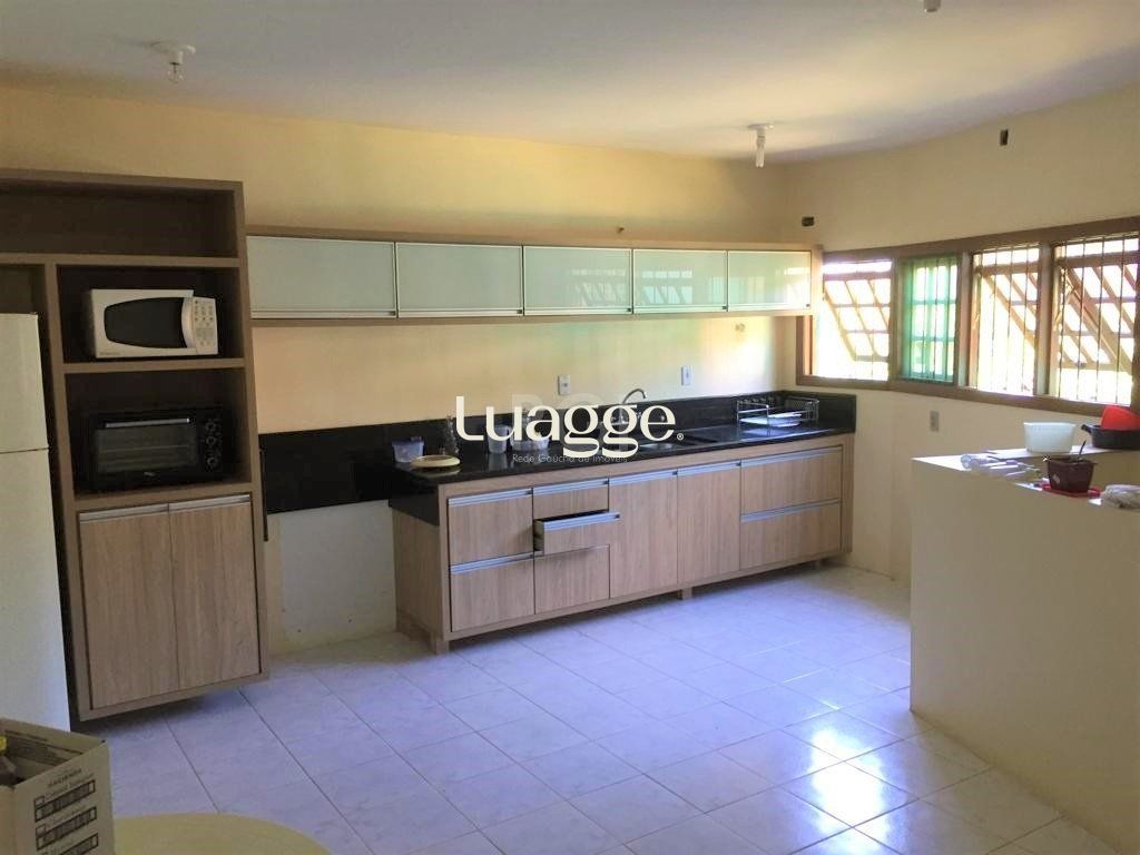 Casa à venda com 3 quartos, 201m² - Foto 13