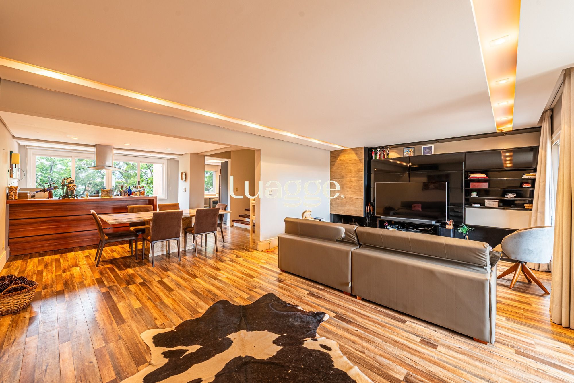 Casa Condominio para Venda - 404.59m², 3 dormitórios, sendo 1 suites, 2 vagas - Cristal