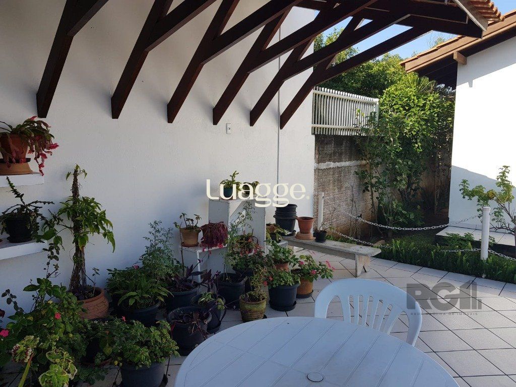 Casa à venda com 3 quartos, 556m² - Foto 4