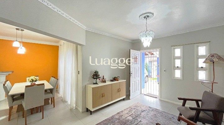 Casa à venda com 4 quartos, 223m² - Foto 10