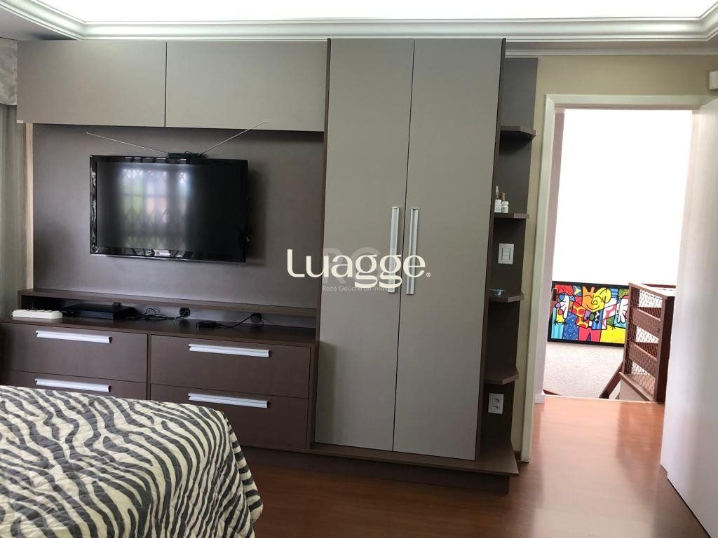 Casa à venda com 4 quartos, 231m² - Foto 18