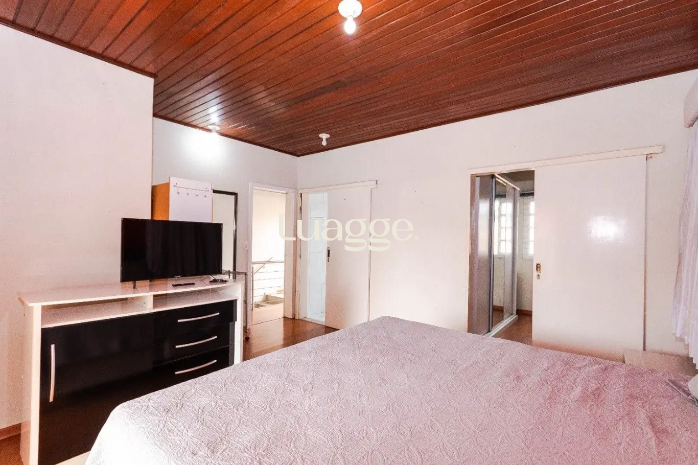 Casa à venda com 3 quartos, 225m² - Foto 20