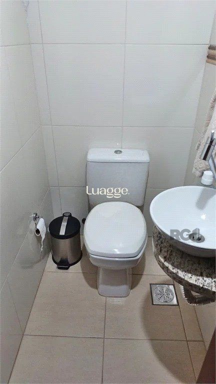 Casa à venda com 3 quartos, 239m² - Foto 11