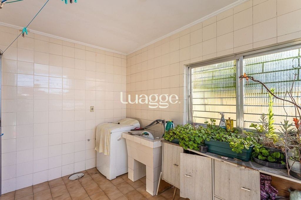 Casa à venda com 4 quartos, 218m² - Foto 27