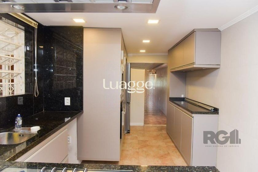 Casa à venda com 5 quartos, 199m² - Foto 18