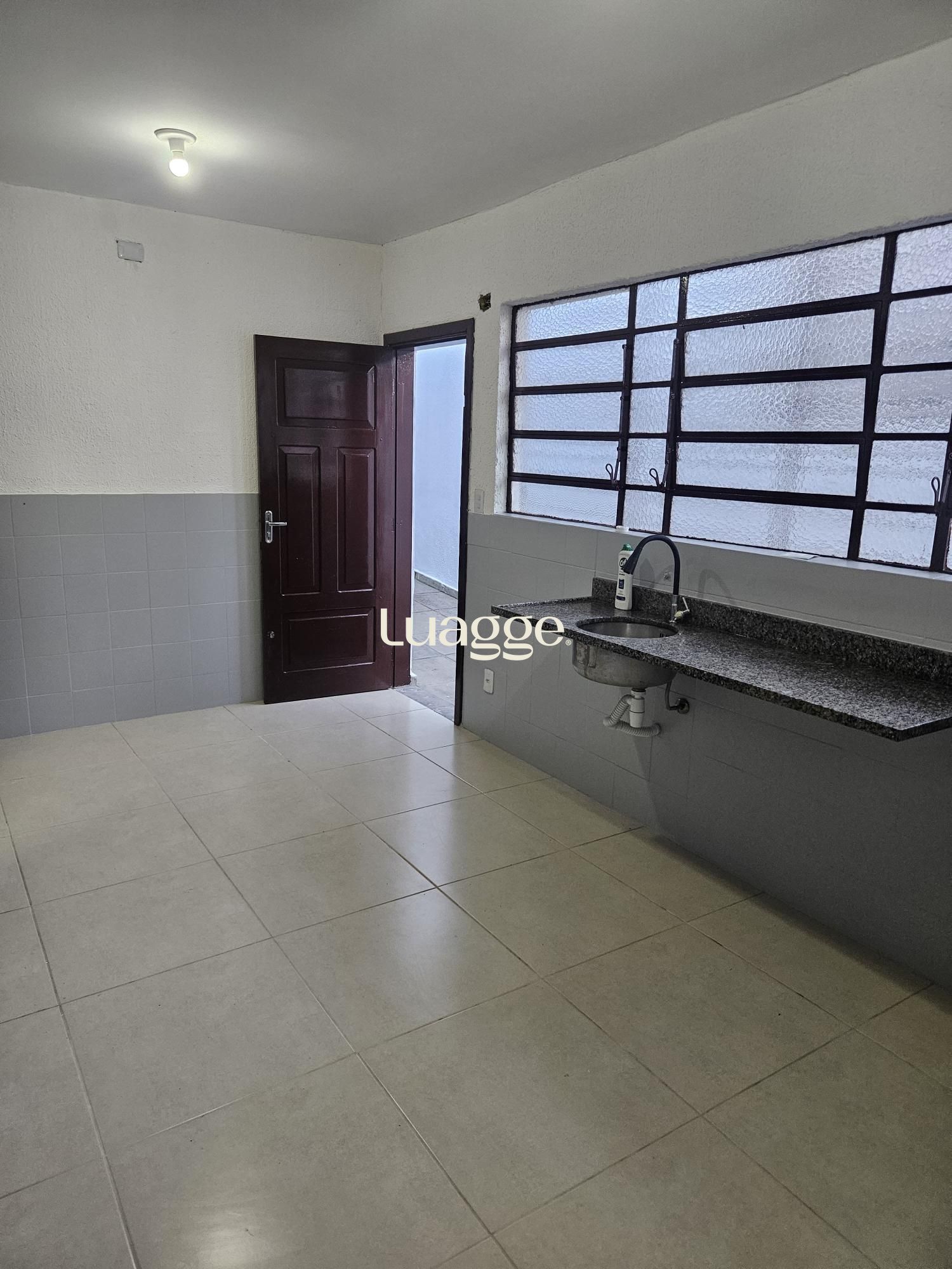 Casa à venda com 3 quartos, 165m² - Foto 16