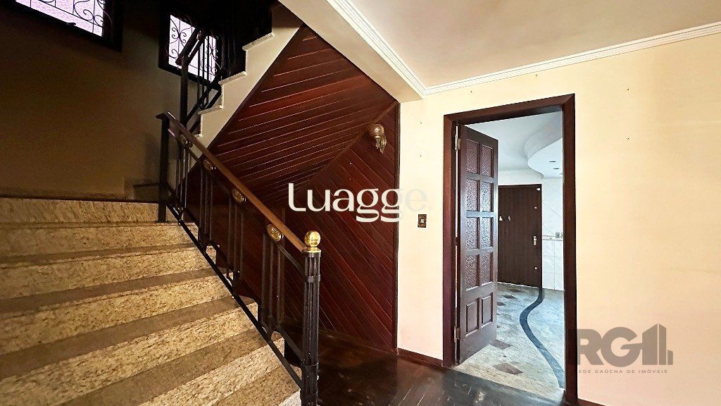 Casa à venda com 4 quartos, 351m² - Foto 4