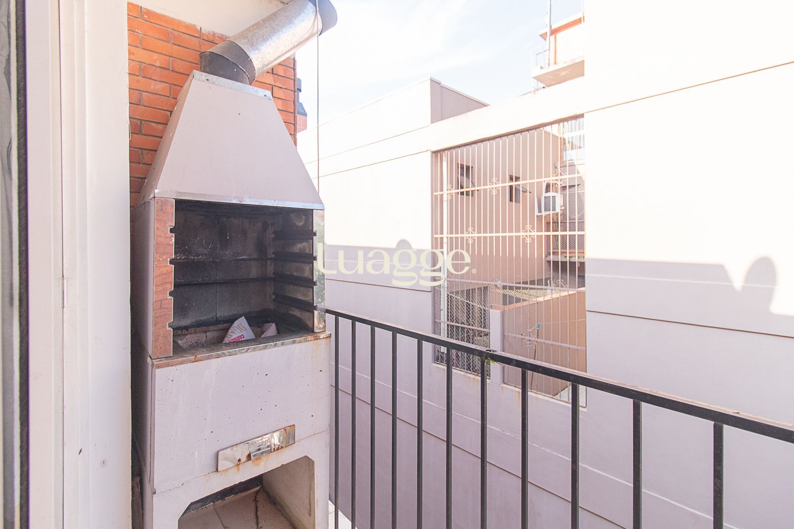 Apartamento à venda com 2 quartos, 70m² - Foto 4