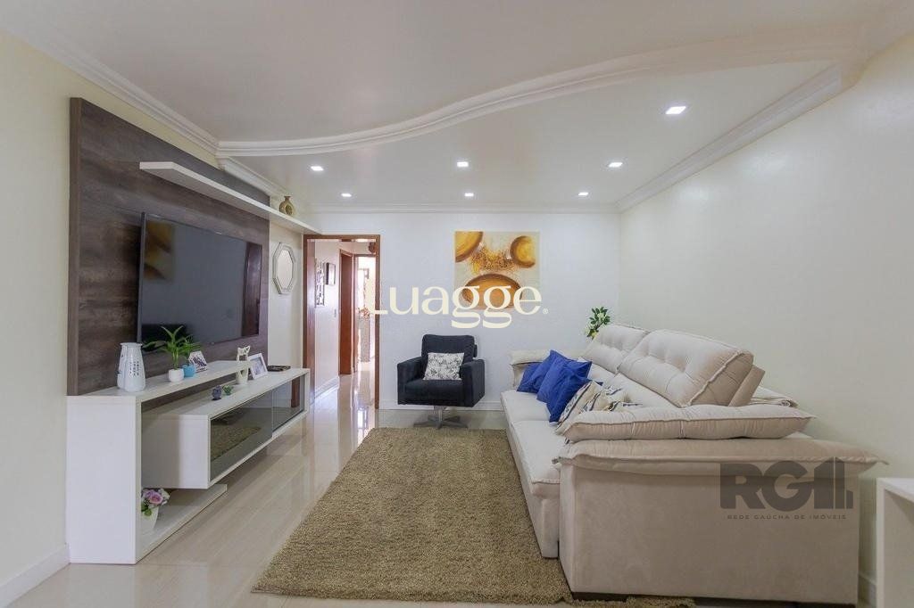 Casa à venda com 4 quartos, 231m² - Foto 4