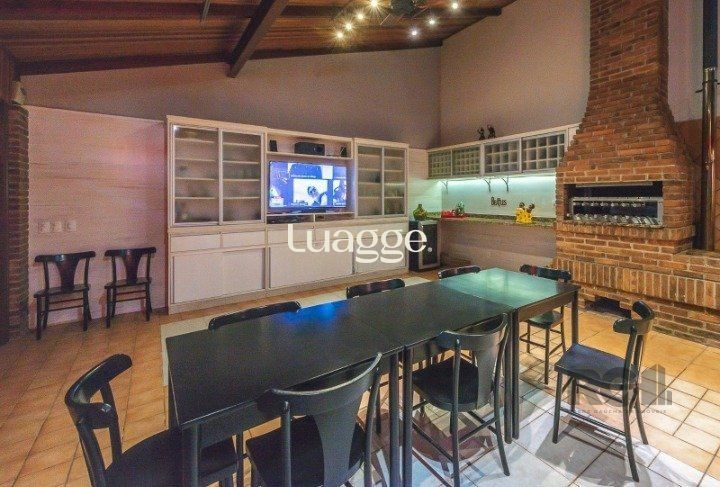 Casa à venda com 3 quartos, 281m² - Foto 25
