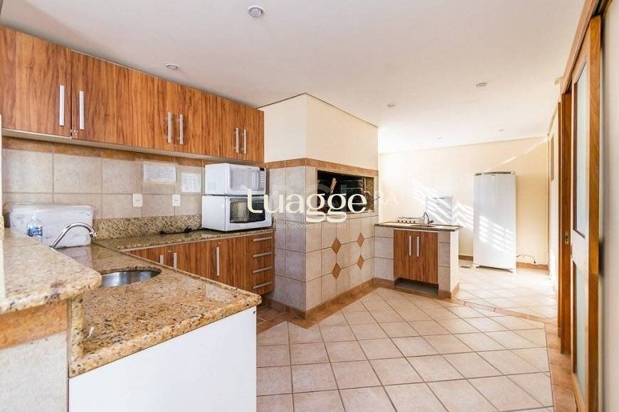 Casa à venda com 3 quartos, 226m² - Foto 33