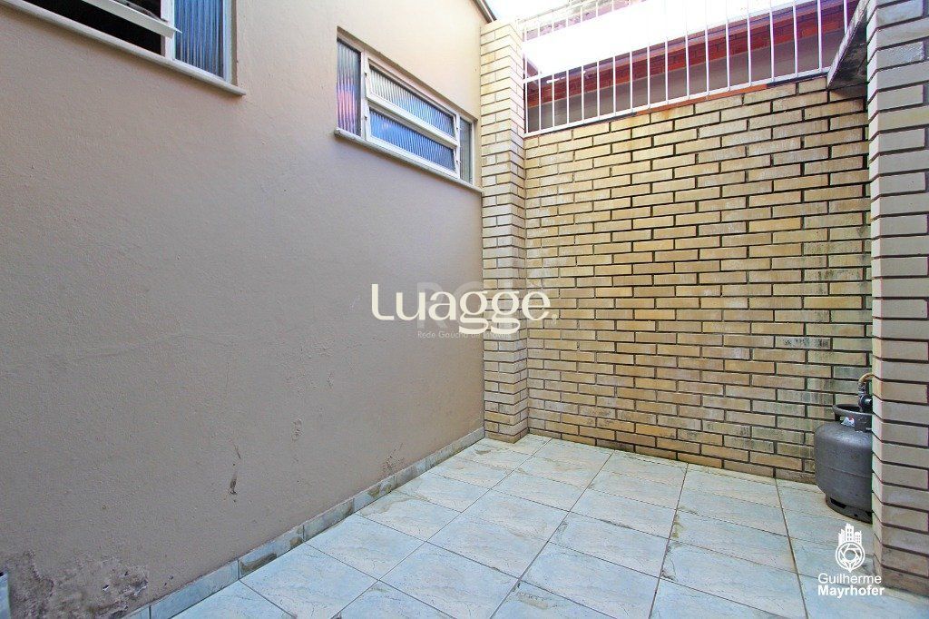 Casa à venda com 3 quartos, 214m² - Foto 25