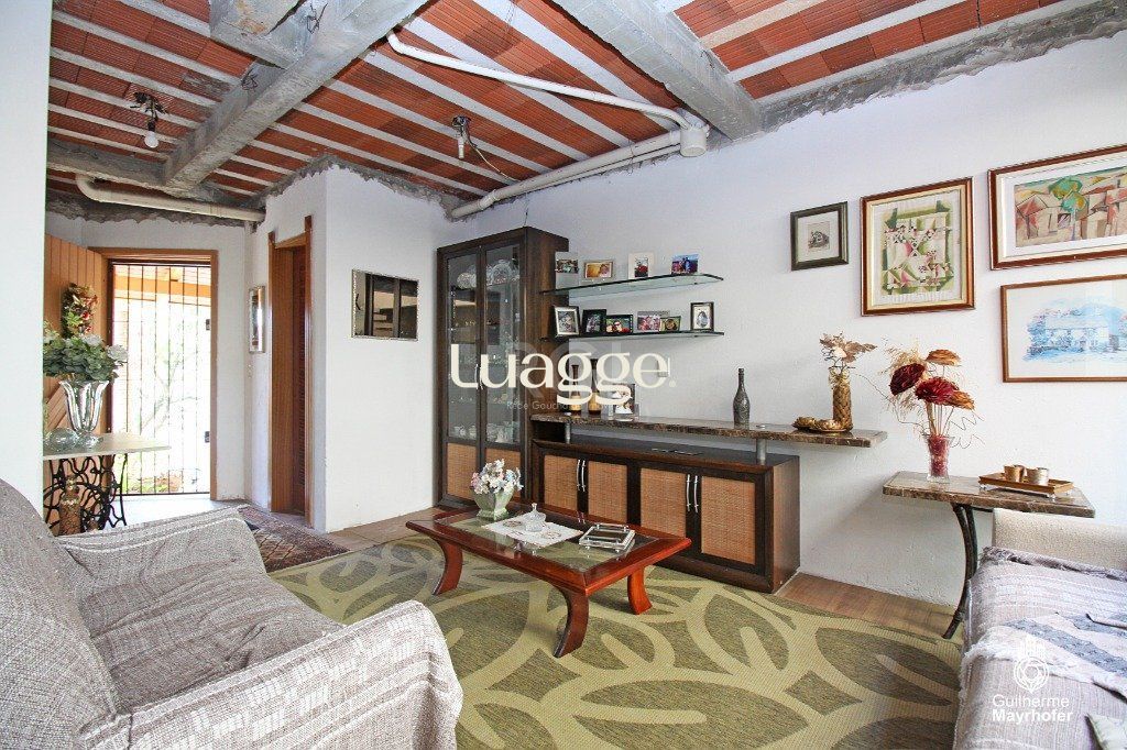 Casa à venda com 3 quartos, 356m² - Foto 4