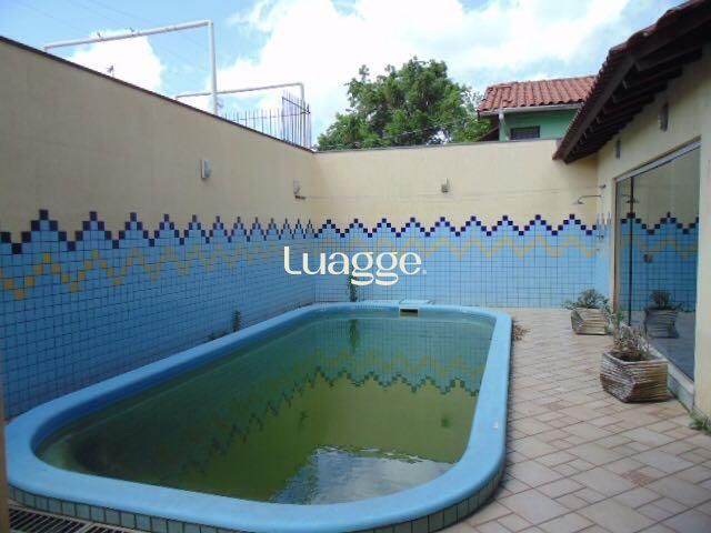 Casa, 3 quartos, 251 m² - Foto 14