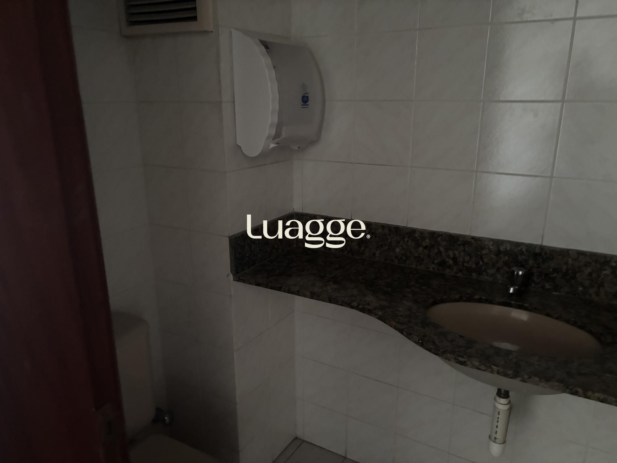 Conjunto Comercial-Sala à venda com 7 quartos, 307m² - Foto 32