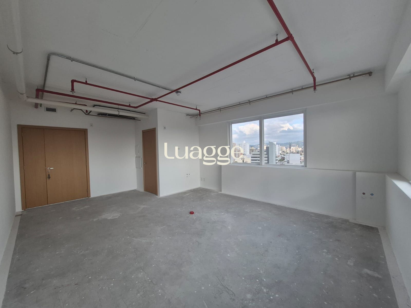 Conjunto Comercial-Sala à venda com 1 quarto, 37m² - Foto 2