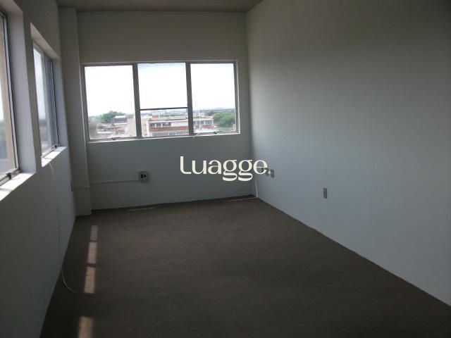 Conjunto Comercial-Sala à venda com 1 quarto, 29m² - Foto 2