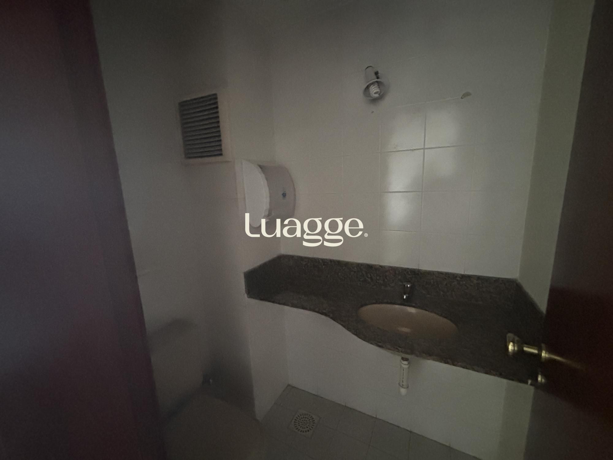 Conjunto Comercial-Sala à venda com 7 quartos, 307m² - Foto 31