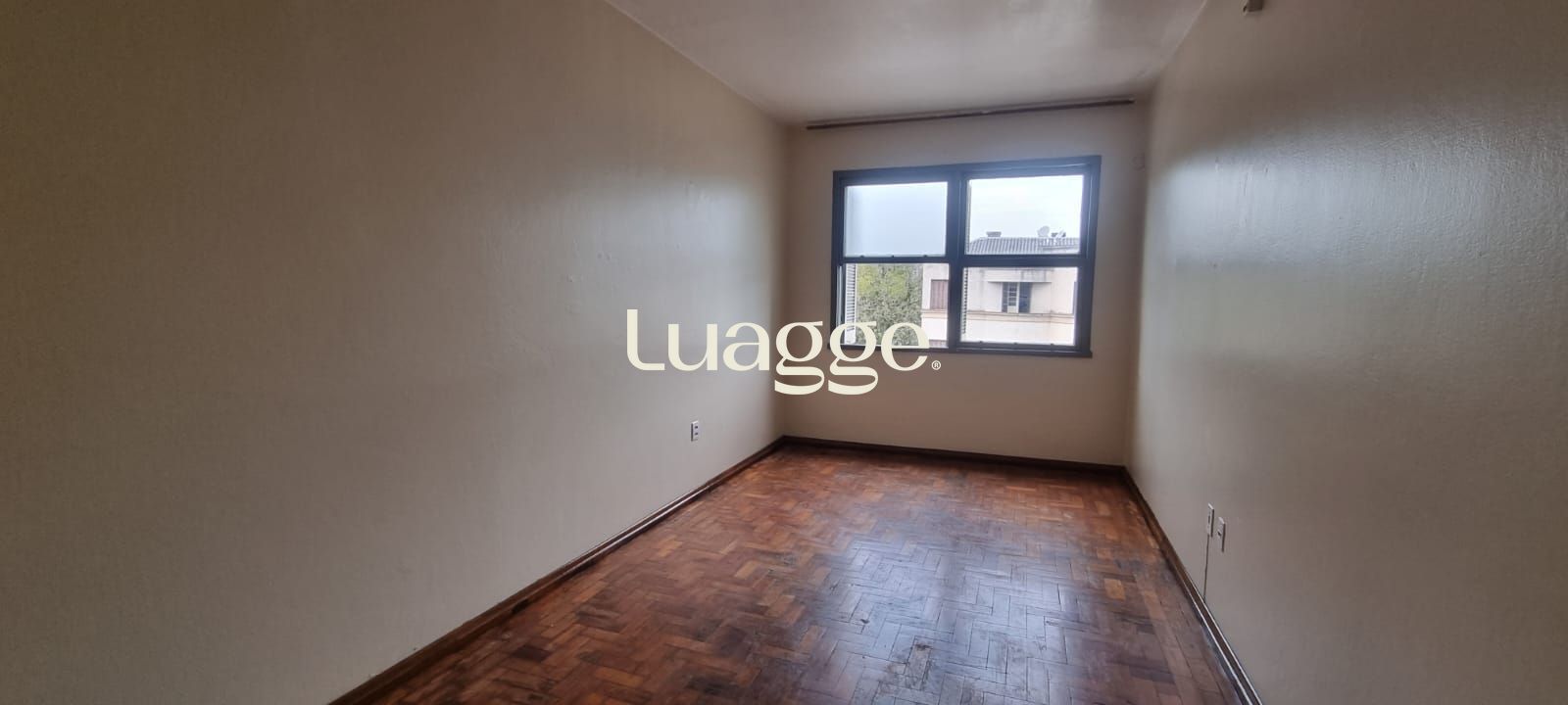 Apartamento à venda com 2 quartos, 70m² - Foto 4
