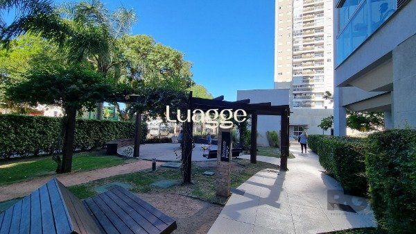 Apartamento à venda com 2 quartos, 84m² - Foto 42