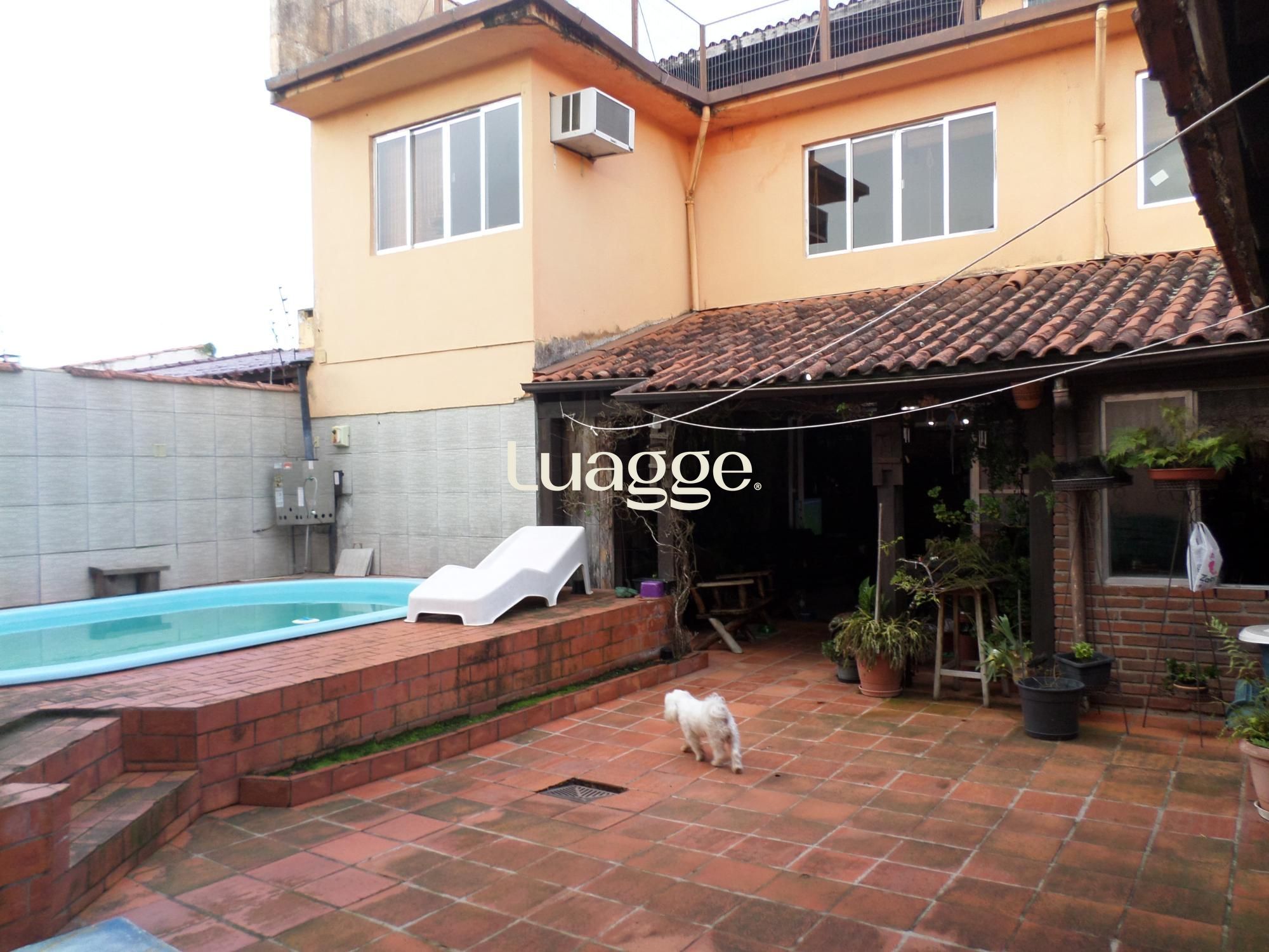 Casa à venda com 7 quartos, 351m² - Foto 3